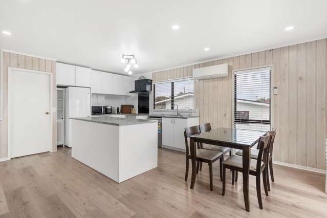 2/12 Bain Place Bucklands Beach_3