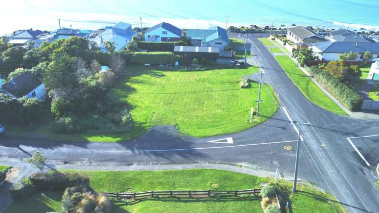 8 Irwin Street Riverton_5