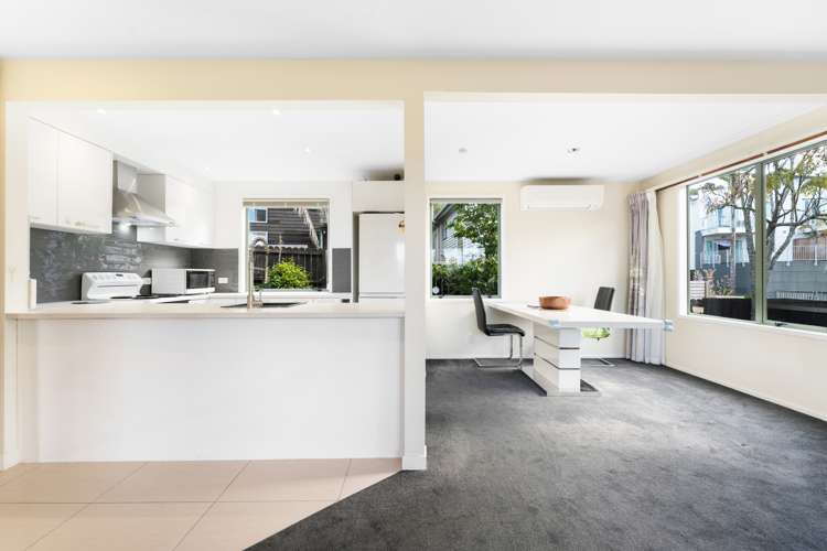 218 Albany Highway Schnapper Rock_6