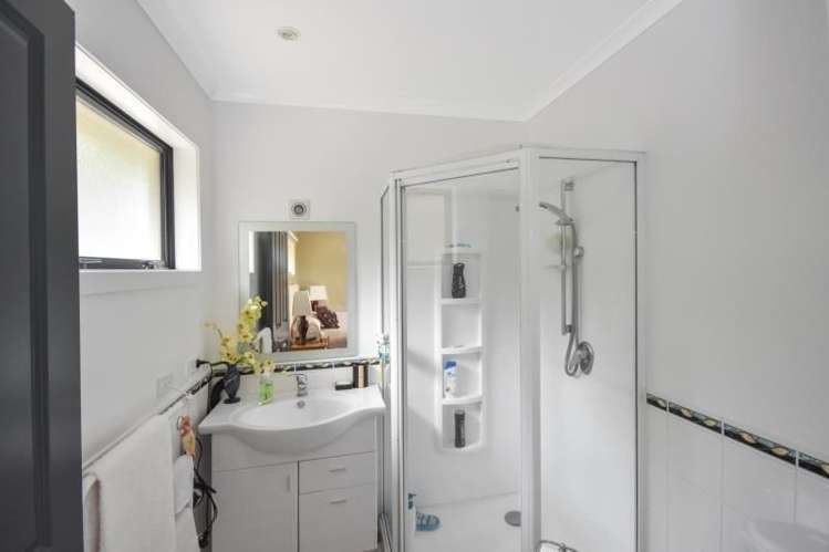 69 Tahuna Road Tainui_10