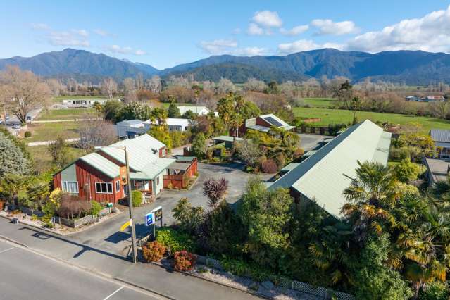 87 Commercial Street Takaka_2