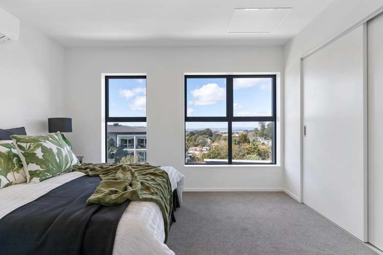 25 Warren Avenue Three Kings_12