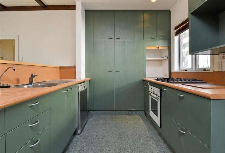 15 Kenyon Avenue 1728_4