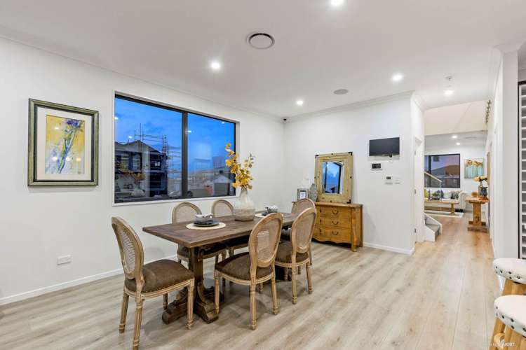 44 Lime Hill Rise Flat Bush_10