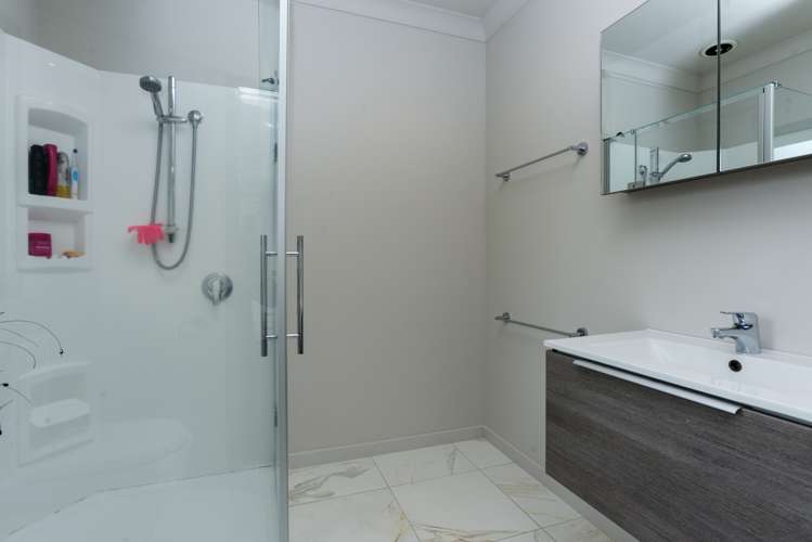 24 Everest Avenue Havelock North_15