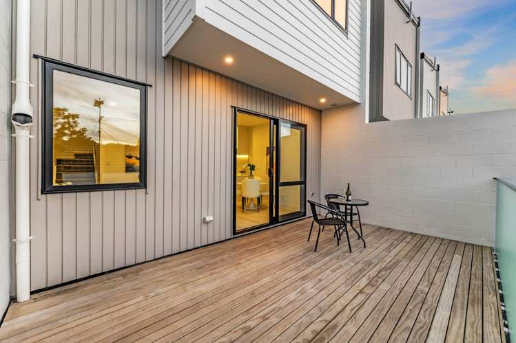 4/11 Farringdon Street_2