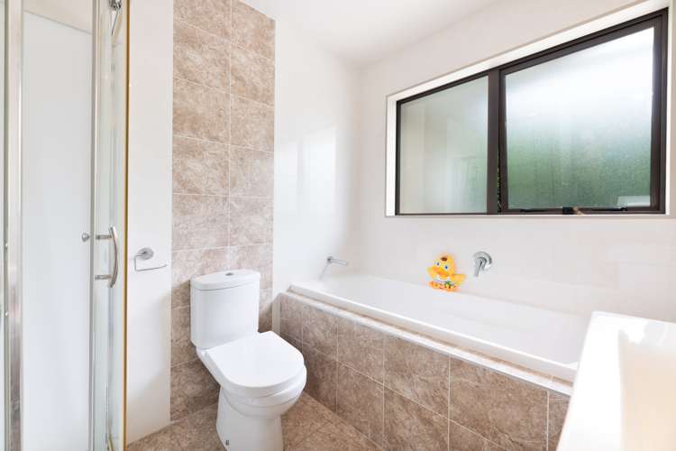 112 Lake Panorama Drive Henderson Valley_12