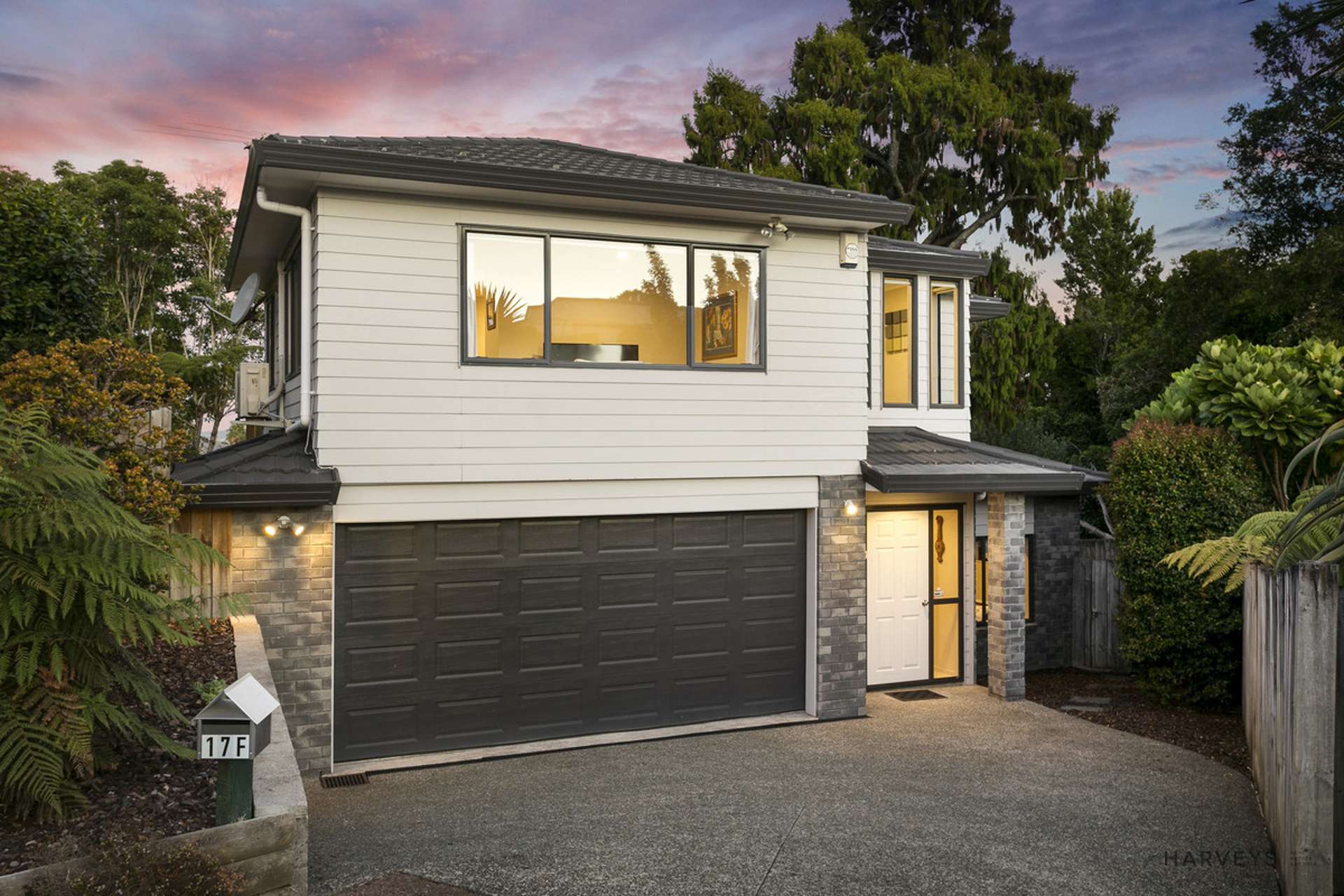 17f Tirimoana Road Te Atatu South_0