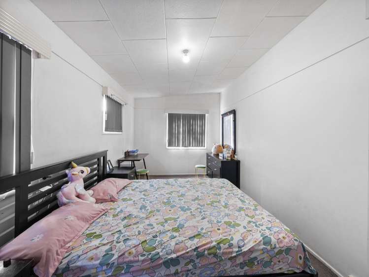 779 Great South Road_4