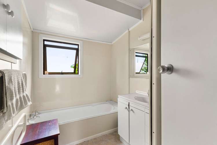 429 Gibbons Road Kaiwaka_13