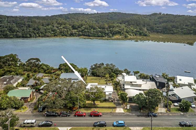 13 Okura River Road Okura_3