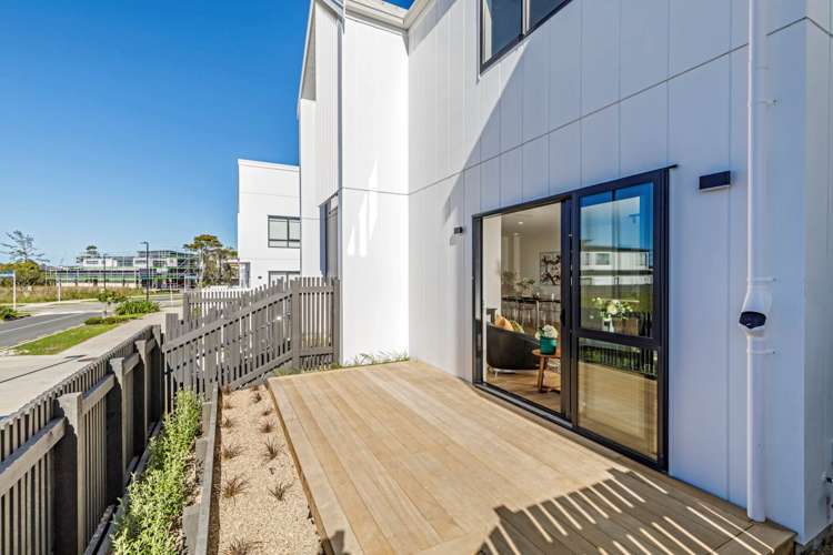 17 Pukeko Road Hobsonville_22