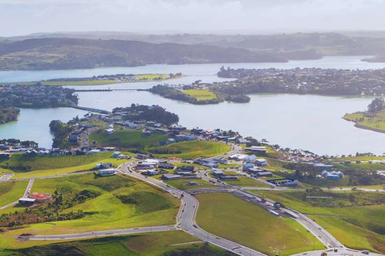 9 Kapokapowai Street Raglan_7