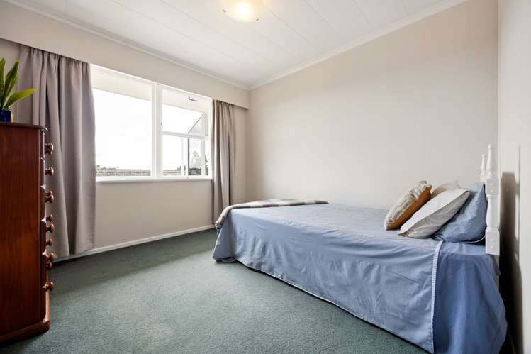 69 Poaka Avenue Dinsdale_10