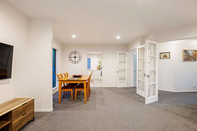 2/54 Granville Drive Massey_5