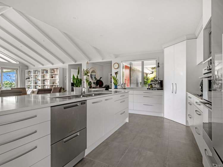 18 Kaipara Lake Road South Head_9