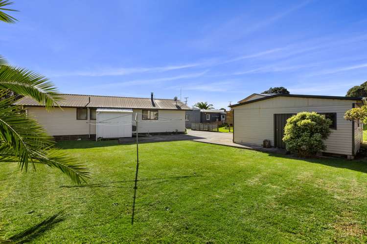 23 Wallis Street Raglan_16