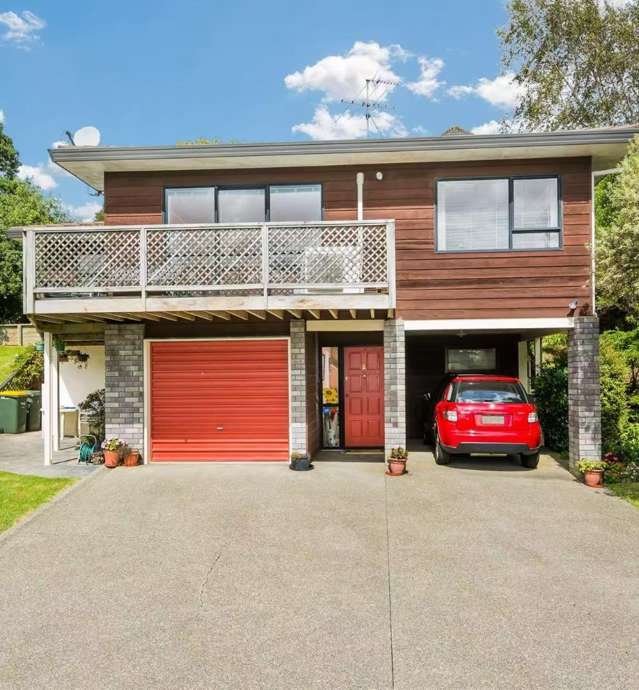 Spacious 3 Bedroom Home with Study