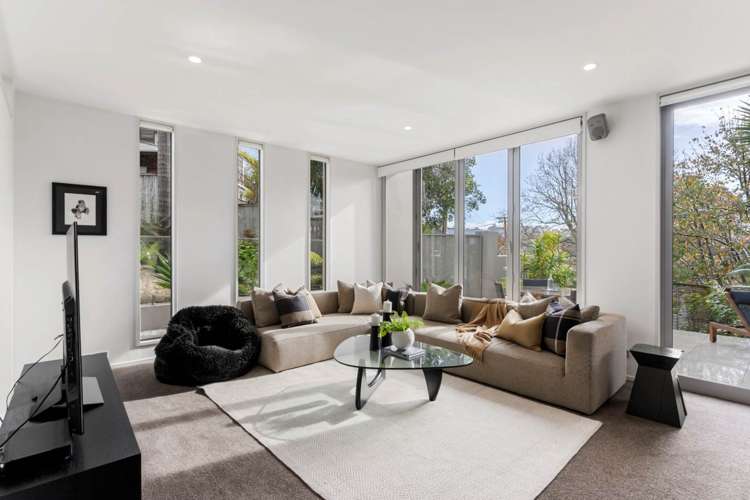 54a Penzance Road Mairangi Bay_35