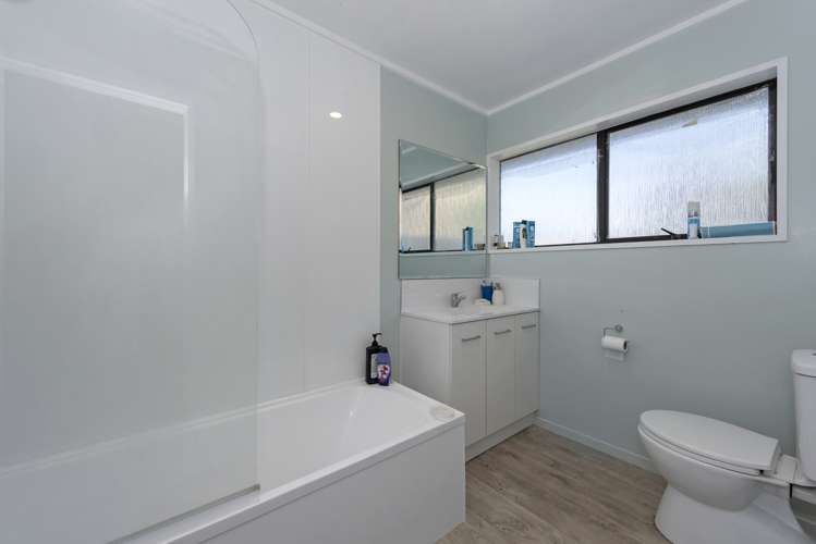 11c Baverstock Road Nawton_8