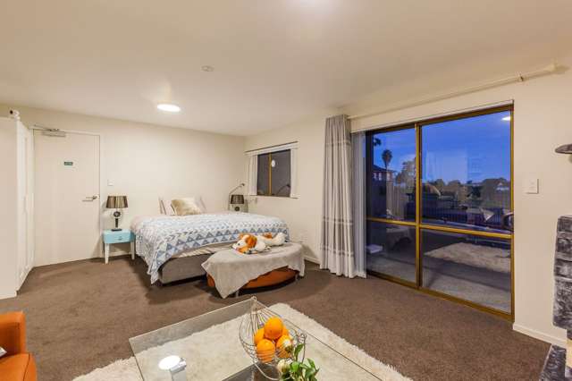 112A Sartors Ave 1607_4