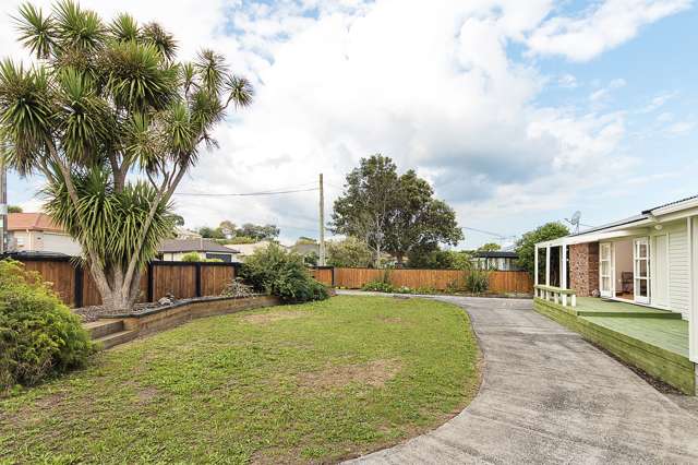 43 Kaiwaka Road Waiuku_1