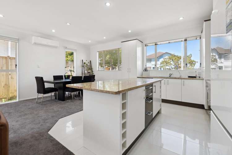 74 Baverstock Road Flat Bush_5