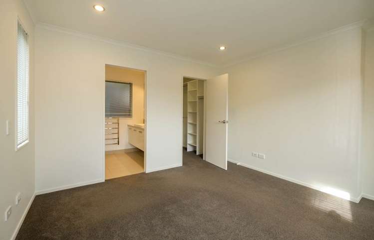 5 Seafort Lane Silverdale_12