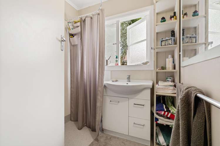 44 Ewing Road Riverside_10