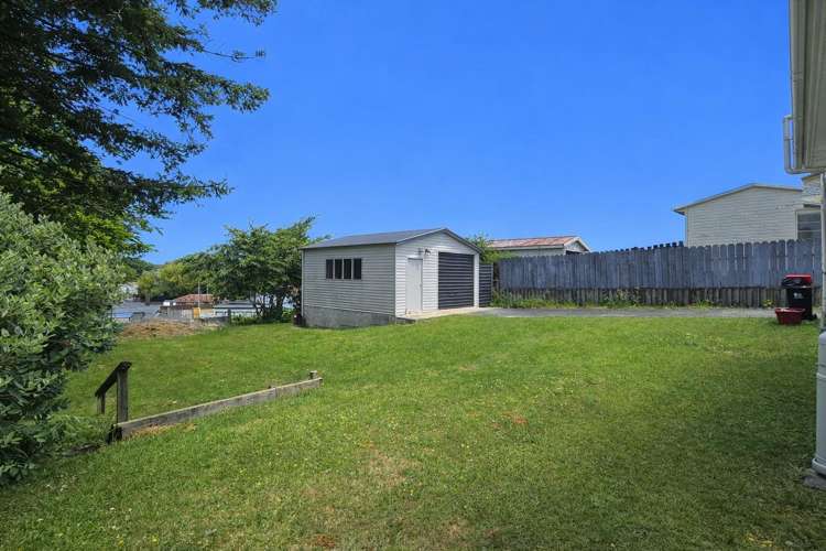 16 Esk Crescent Tokoroa_14