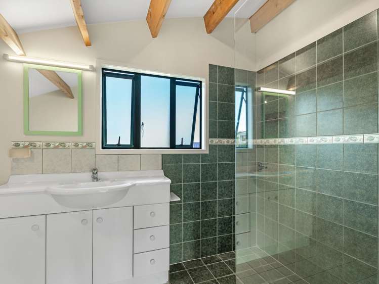 7 Marquet Place Tairua_25
