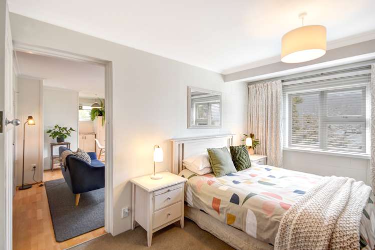 8 Irvine Road The Cove_18