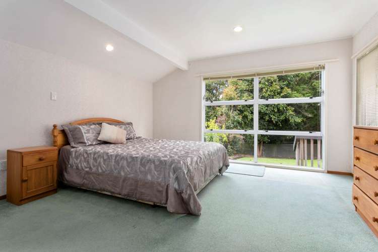 23 Hurstbourn Priors Goodwood Heights_7