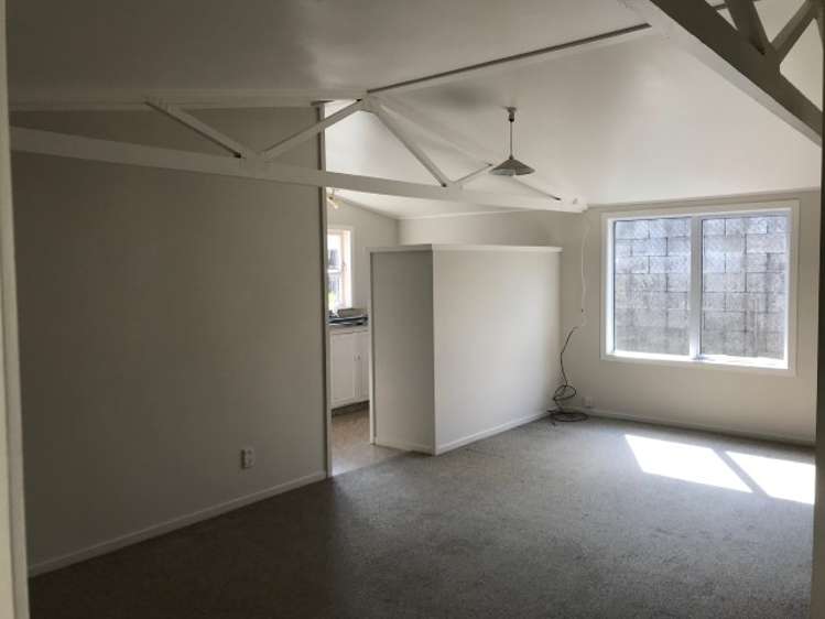 168C Old Farm Road 1076_5