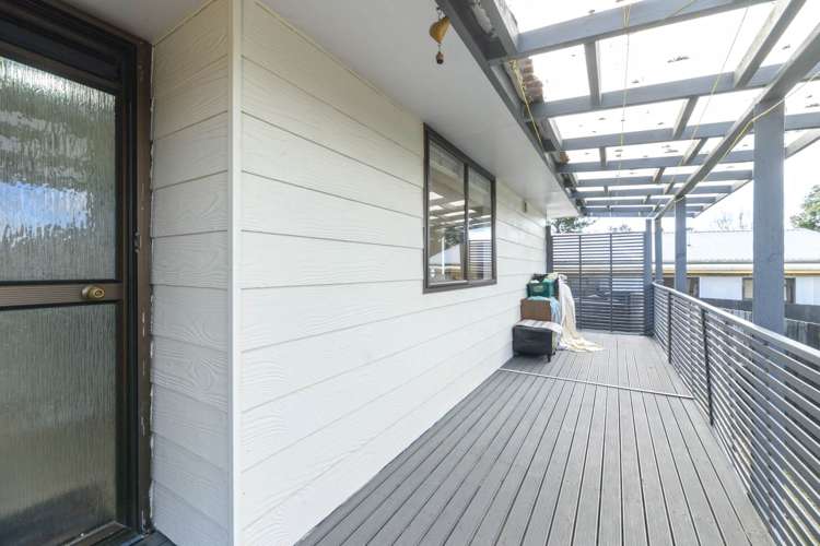 25 Glen Close Glen Eden_5