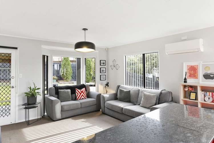 225 Glengarry Road Glen Eden_6