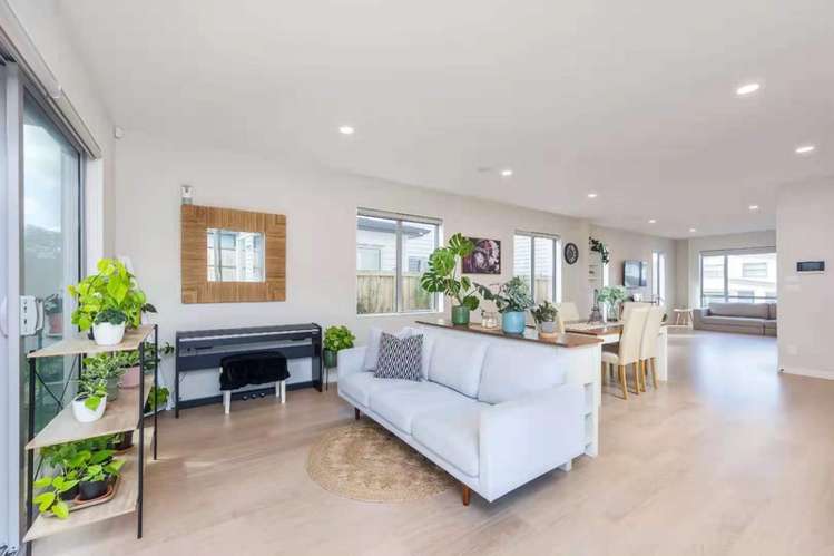 109 Colonial Drive Silverdale_8