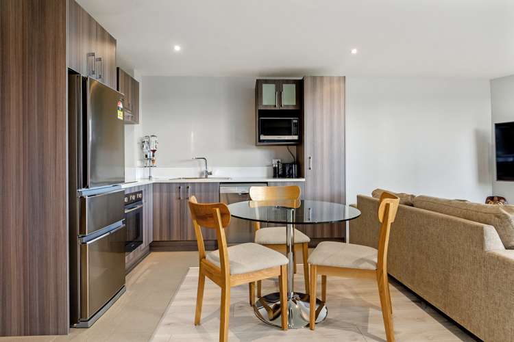 303/3 Rose Garden Lane Albany_5