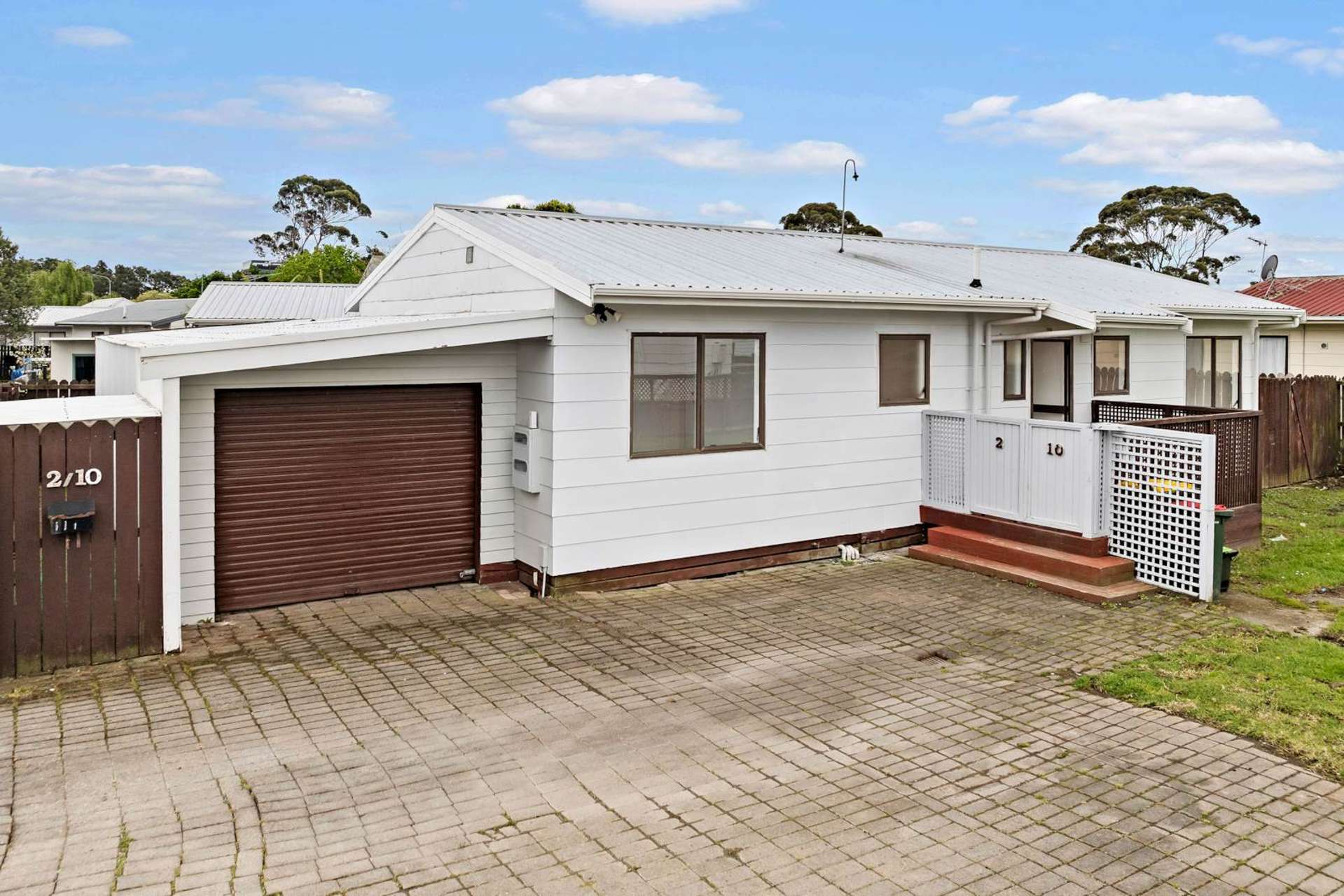 2/10 Trevor Hosken Drive Wiri_0