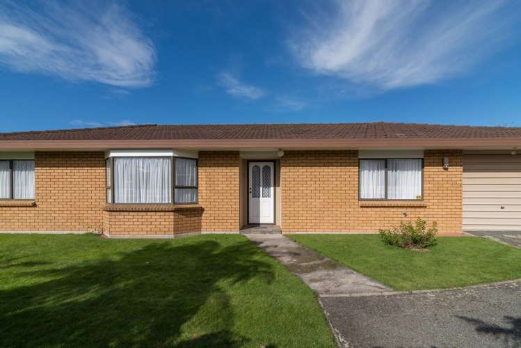 8b Rutland Street Utuhina_13