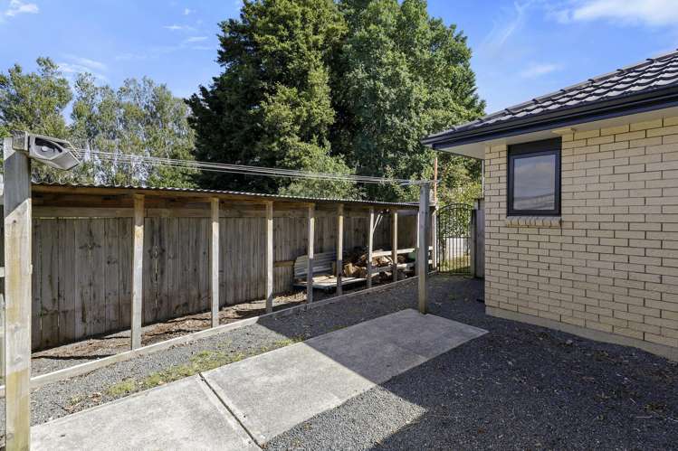 16A Sunstone Crescent Brown Owl_21