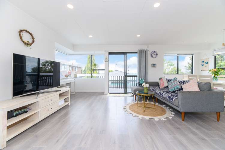 2/3 Sheridan Drive New Lynn_24