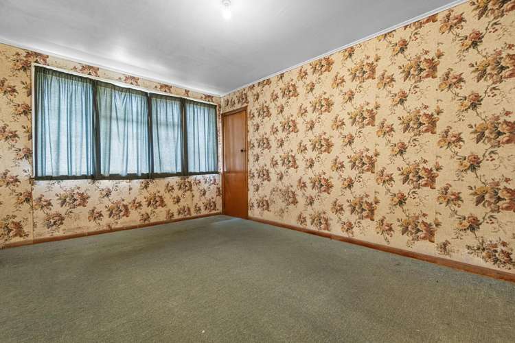 1300 Hazelmere Crescent_3