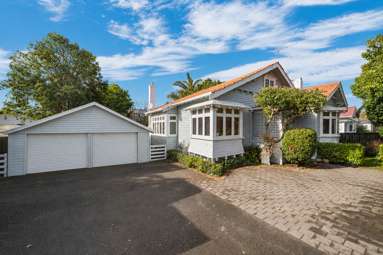 924 Mount Eden Road_1