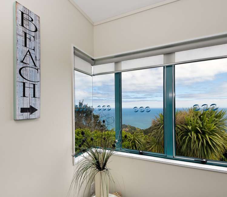 123 Piha Road Piha_3