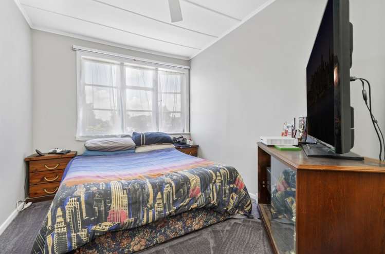 14 Watts Crescent Hamilton East_11