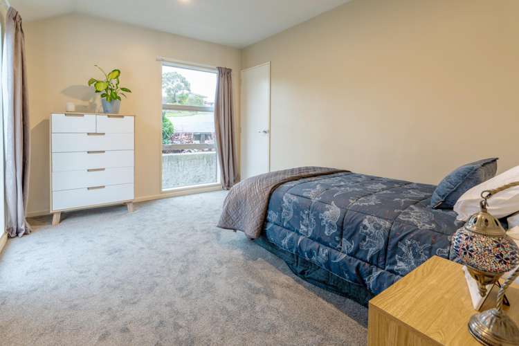 2/8 Braemar Place Marchwiel_18