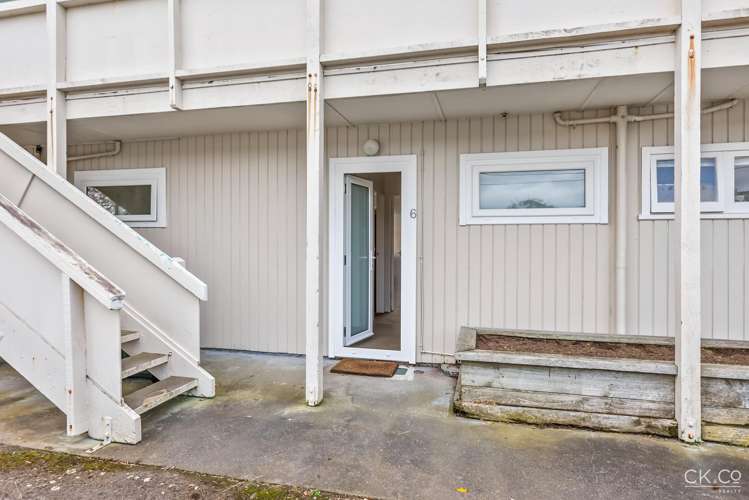 6/31 Tennyson Street Petone_10