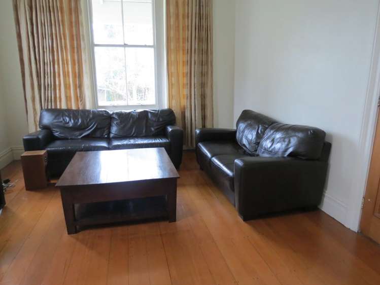 6 Burgess Road Devonport_3