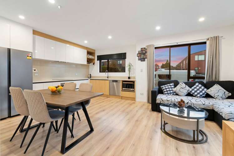 9/4 Dunkirk Road Panmure_3